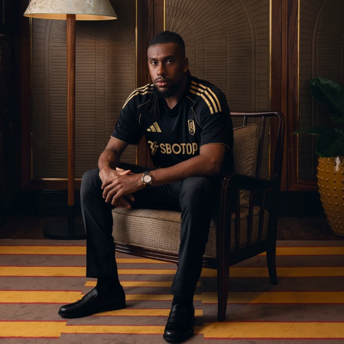 Tous nos maillots de football pour votre club à prix réduits | Sport is good